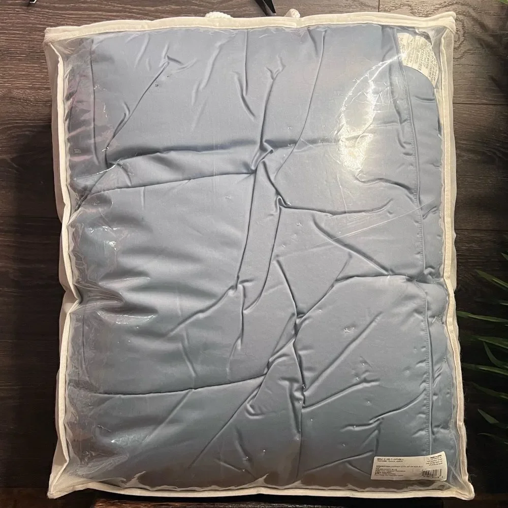 The Company Store Cotton Classic Smooth Wrinkle-Free Sateen Comforter. New!